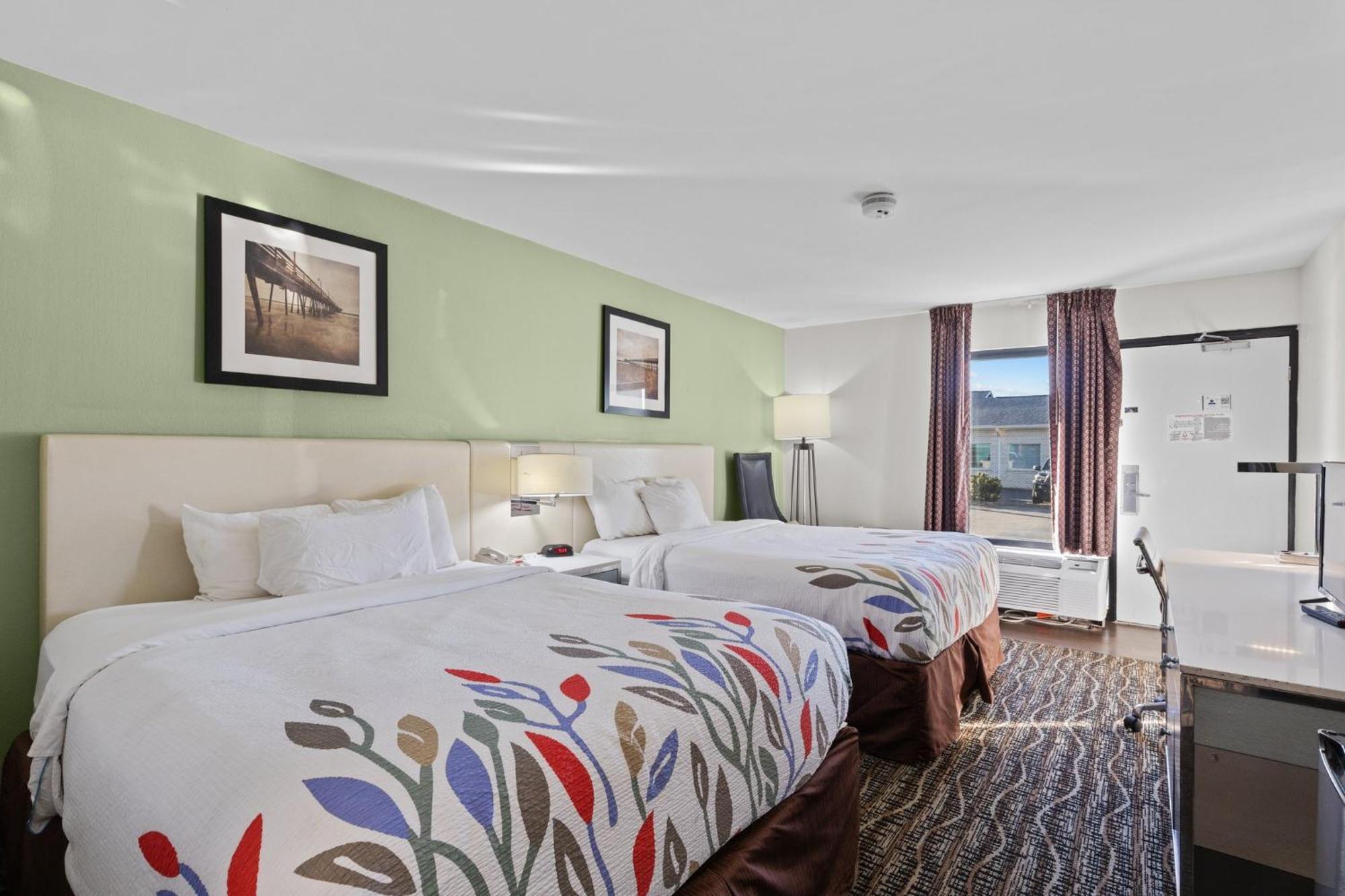 Garnet Inn & Suites, Morehead City Near Atlantic Beach المظهر الخارجي الصورة